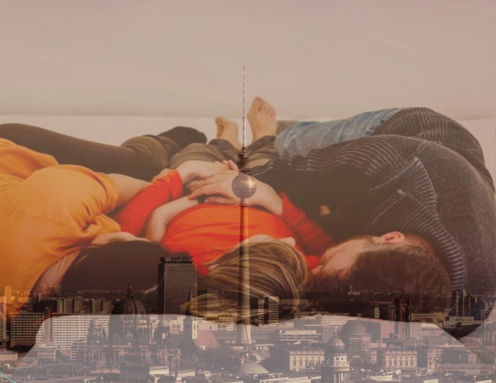 Kuschelparty-berlin Kuschelpartys in Berlin erleben. Achsame Berührung in Sicherheit - das Vertrauen in sich und andere wächst.